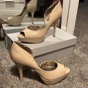 Nude Feegalicious nude peep toe heels size 11